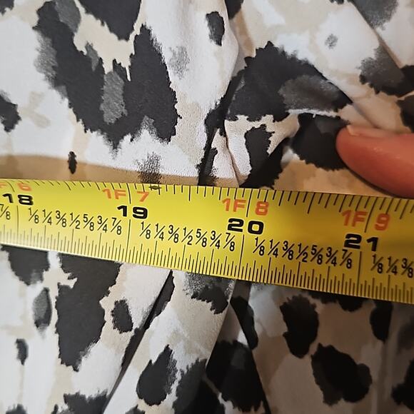 Cabi  Rosette Blouse #5898 Black White Neutral Leopard Print - Picture 6 of 8